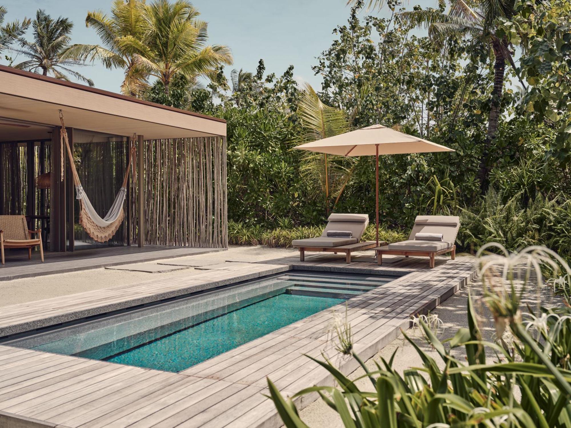 Patina Maldives, Fari Islands Hotel Gaafaru Exterior photo